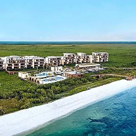 Etereo, Auberge Collection