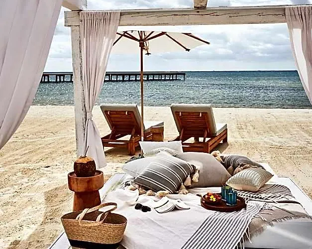 Etereo, Collection Playa del Carmen